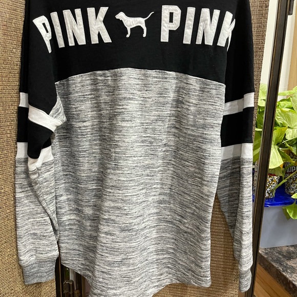 Pink sweatshirt - Picture 3 of 4